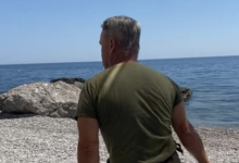 Фото - Уволен гонявший плетью туристов на пляже в Крыму охранник: События
