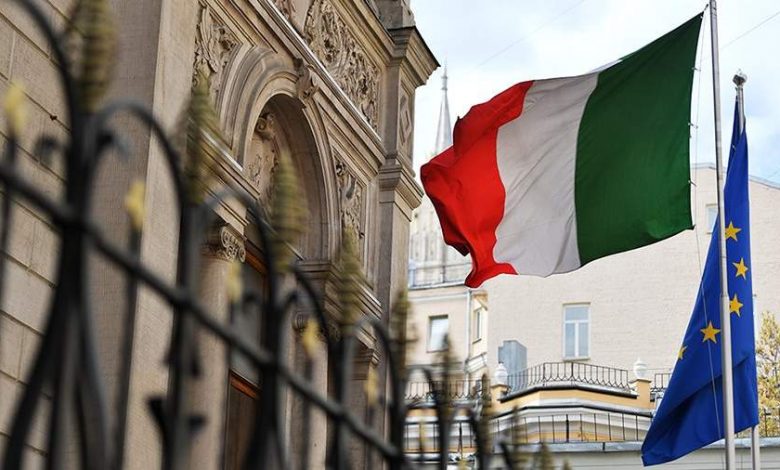 Фото - Визовые центры Италии с 15 ноября перестанут принимать пятилетние российские паспорта